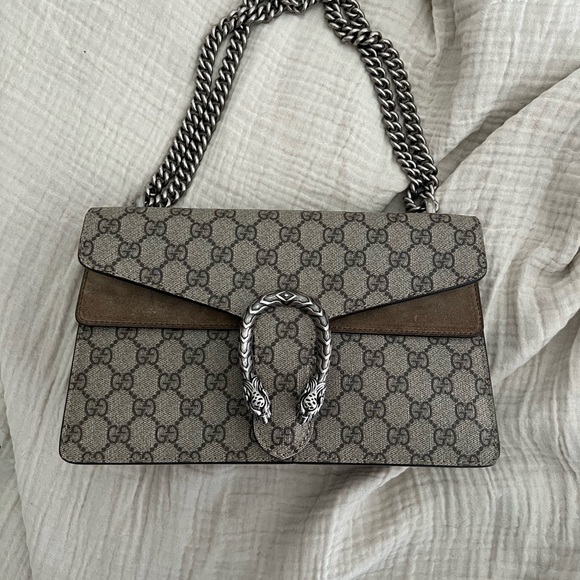 Gucci Dionysus Medium Classic GG Shoulder Bag - Picture 1 of 4
